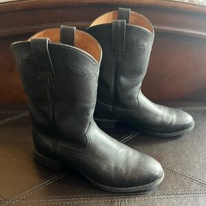 ARIAT MEN'S HERITAGE ROPER WESTERN BOOTS - ROUND TOE. 10.5D